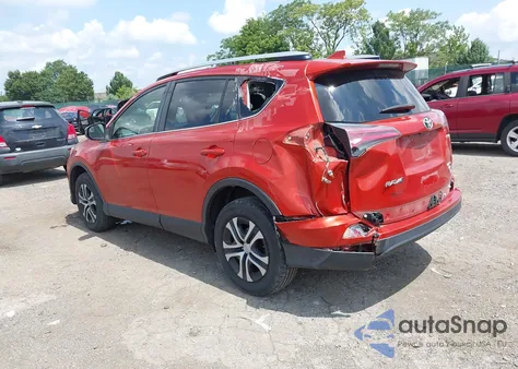 2016 Toyota Rav4 Le z USA, uszkodzony, nr VIN JTMBFREV1GJ081966